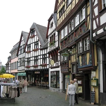 Eifelburg 巴特明斯特艾弗尔